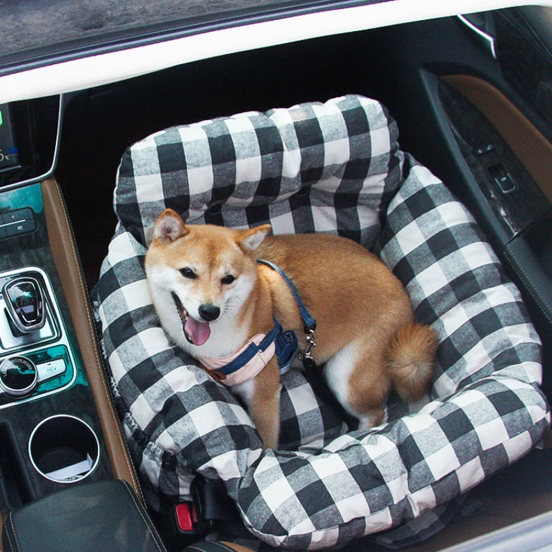 Hondenmand voor in de auto met zachte bekleding – veilig reizen