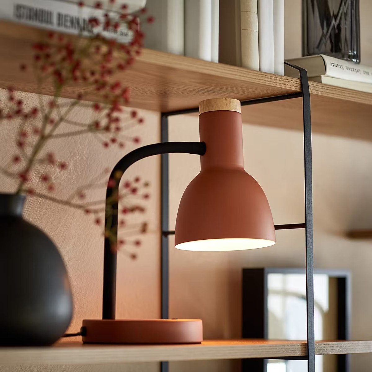 Bureaulamp Metaal Modern – Gericht Licht voor Thuiskantoor en Lezen