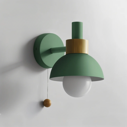 Scandinavische LED-wandlamp van Hout en IJzer met Trekschakelaar