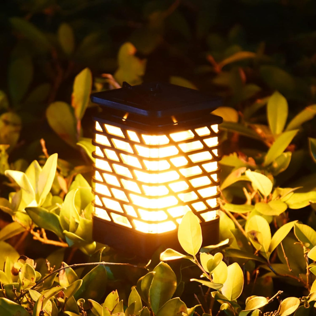Zonne-energie tuinlantaarn – stijlvolle buitenverlichting zonder stroomkosten