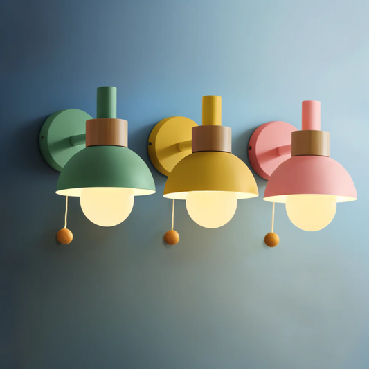 Scandinavische LED-wandlamp van Hout en IJzer met Trekschakelaar