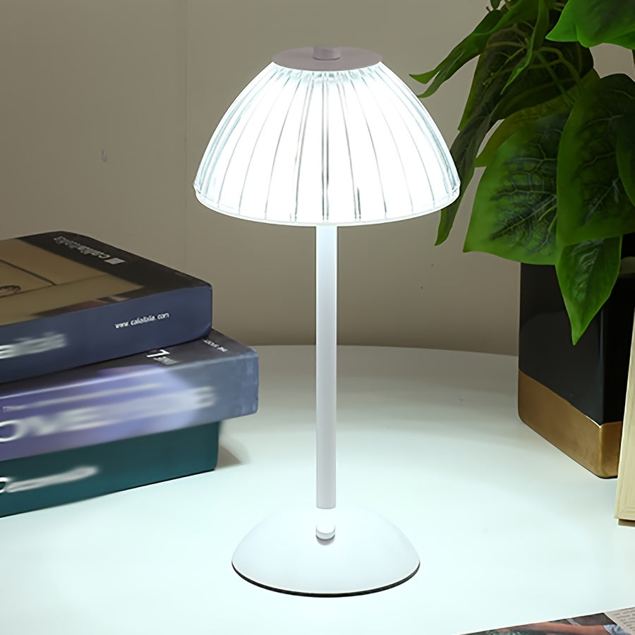 Dimbare LED tafellamp met kristallen kap – sfeerverlichting binnen