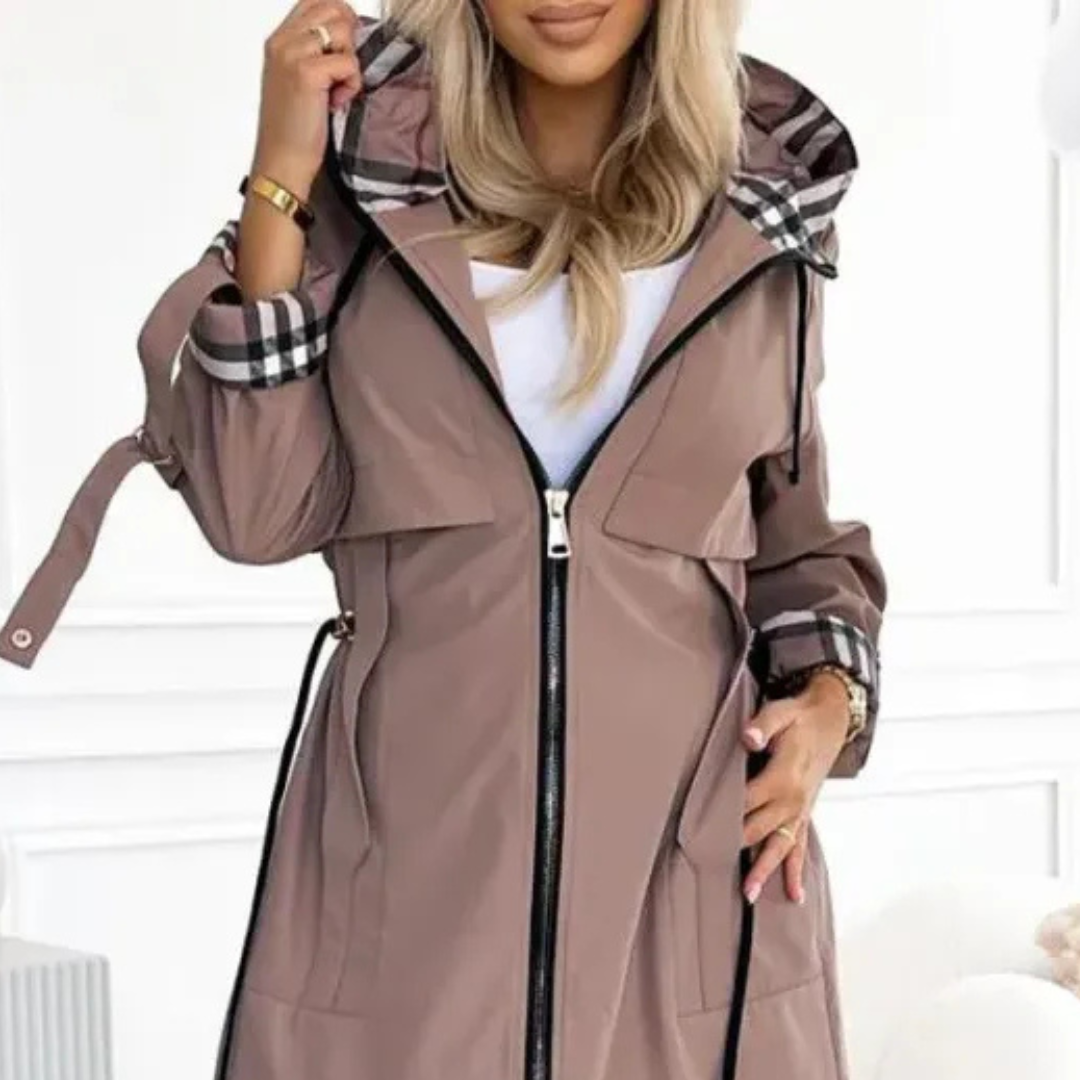 Dames regenjas met capuchon – waterdicht, winddicht, getailleerd