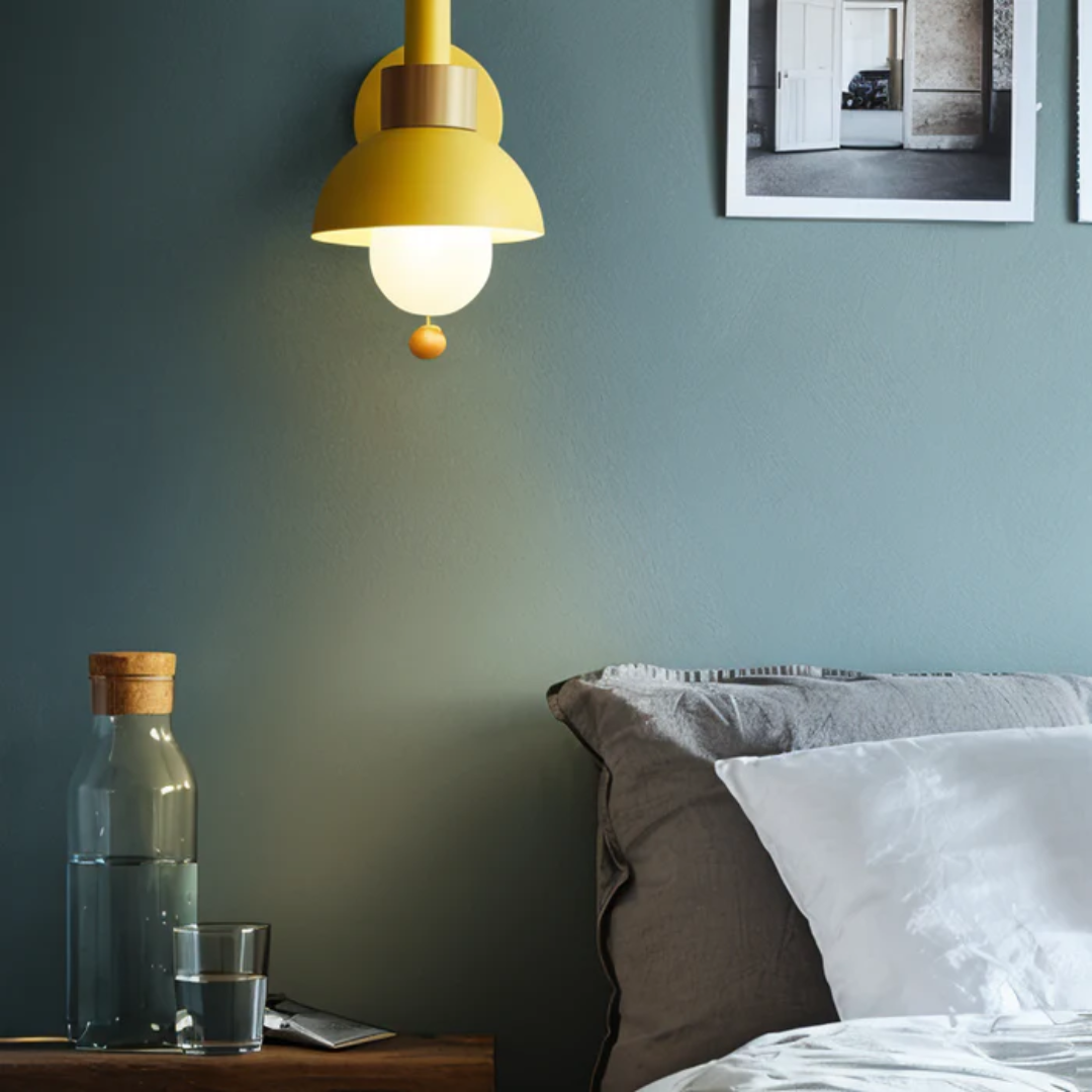 Scandinavische LED-wandlamp van Hout en IJzer met Trekschakelaar