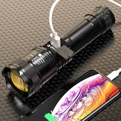 Krachtige LED Zaklamp 7500 Lumen – IPX7 Waterdicht & USB-C Oplaadbaar