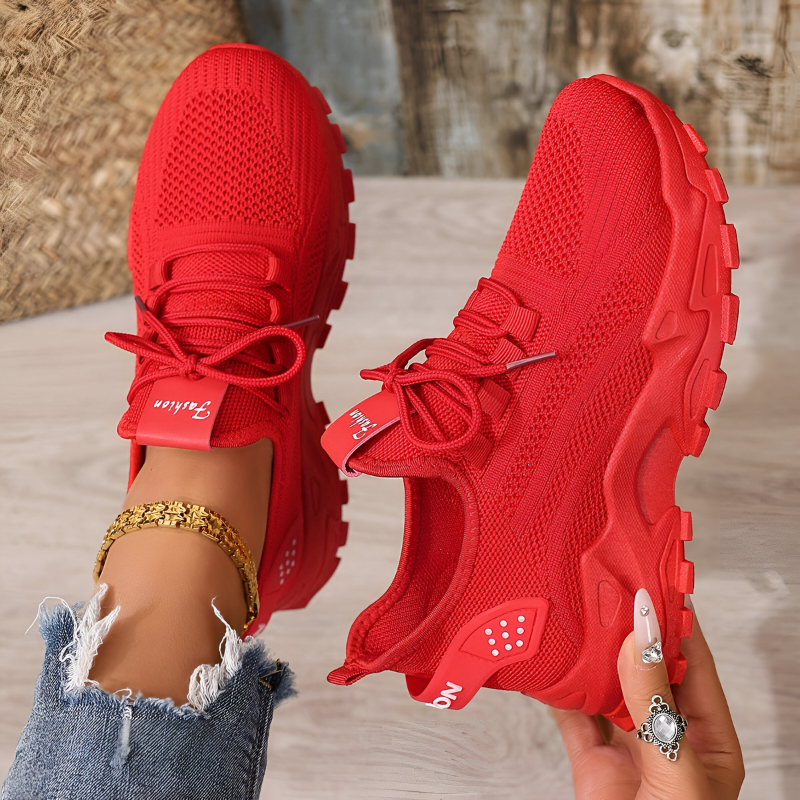 Sneakers met ondersteunend voetbed en brede teenruimte