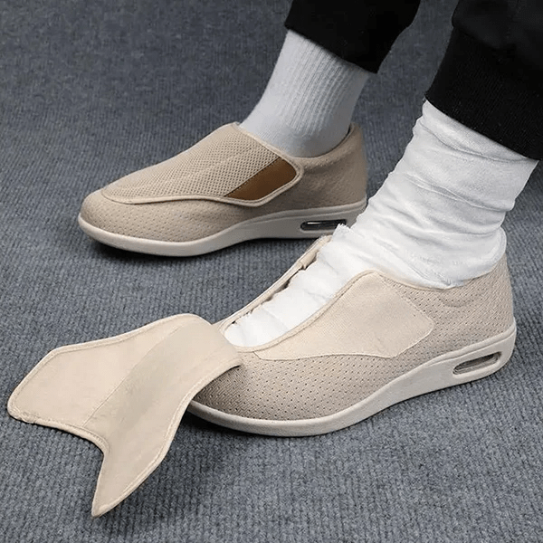Diabetische schoenen met extra brede pasvorm en memory foam zool