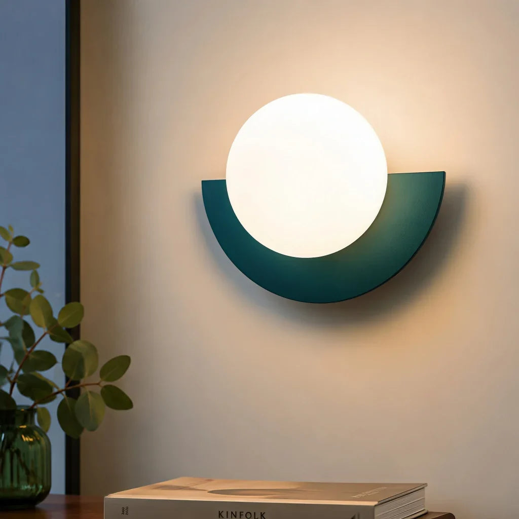 Minimalistische kleurrijke wandlamp – decoratief wandlicht