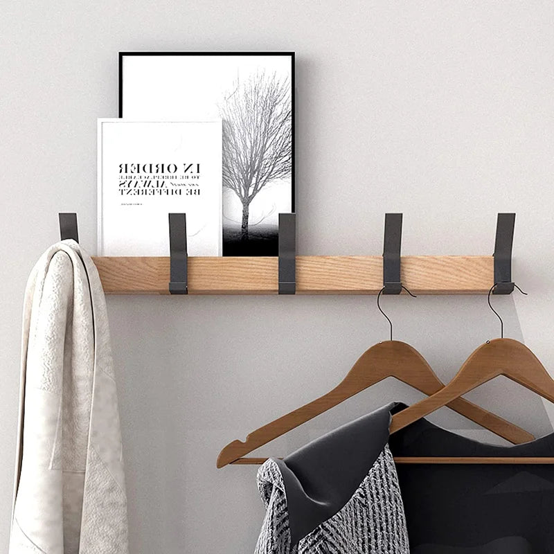 Wandgarderobe met dubbele haken – hout en aluminium