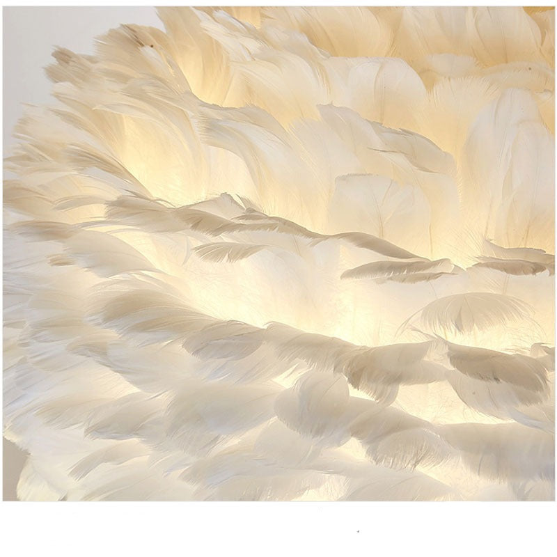 Veer-Tafellamp met Gouden Accenten – Elegante Decoratieve Lamp