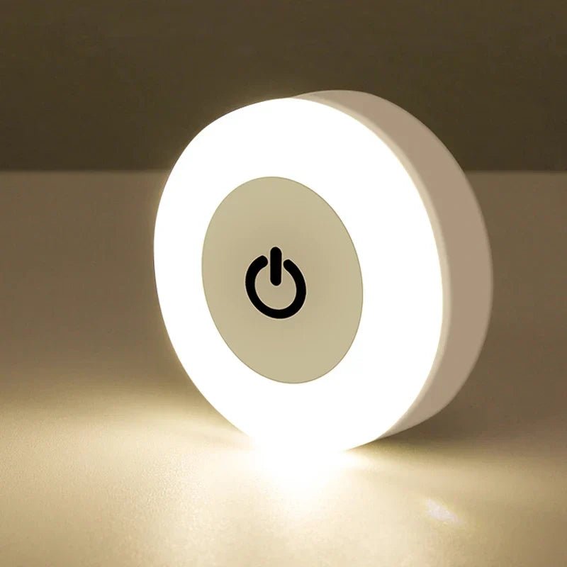 Oplaadbaar LED-nachtlampje met aanraakbediening en magnetische bevestiging