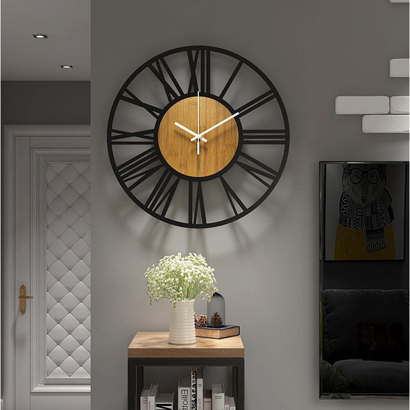 Wandklok met houtlook en geruisloos quarzuurwerk – Scandinavisch