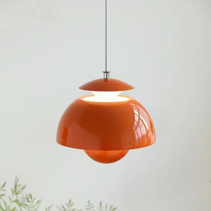 Retro plafondlamp van gepolijst metaal in art-decostijl