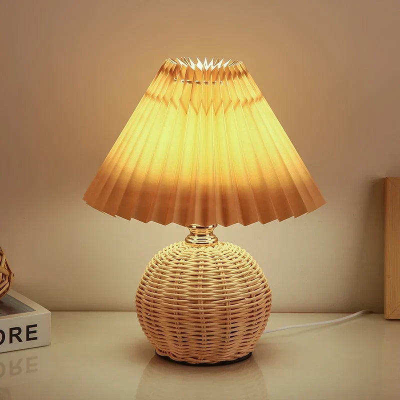 met rattanvoet en stoffen kap – USB-gevoed