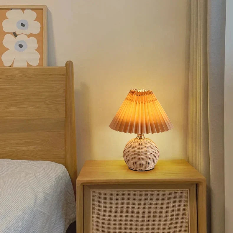 met rattanvoet en stoffen kap – USB-gevoed