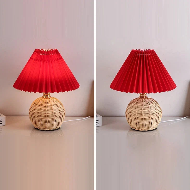met rattanvoet en stoffen kap – USB-gevoed