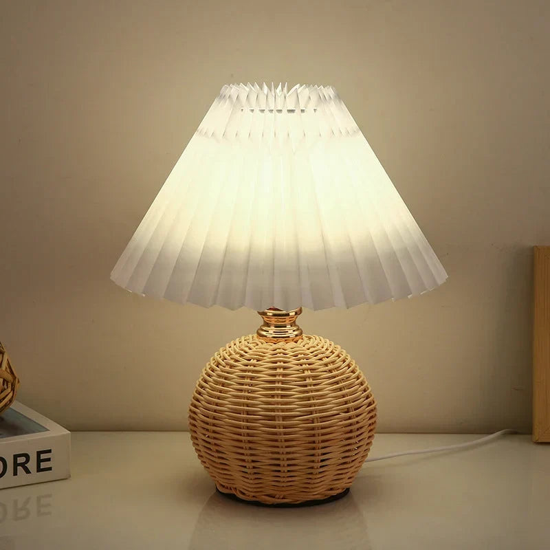 met rattanvoet en stoffen kap – USB-gevoed