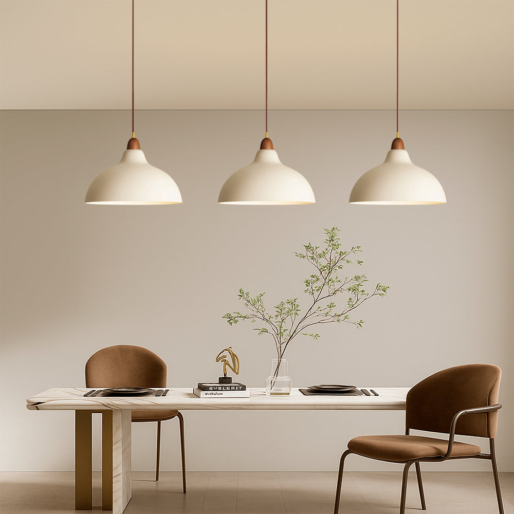 Hanglamp hout en metaal met gebogen kap – scandinavisch design