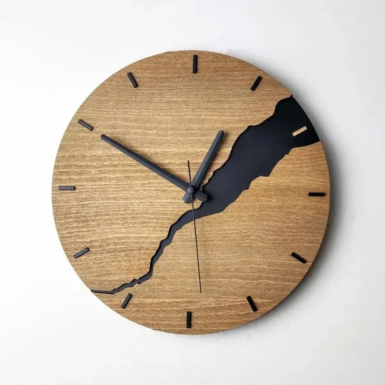 Wandklok van bamboe en hout met stil quartz uurwerk