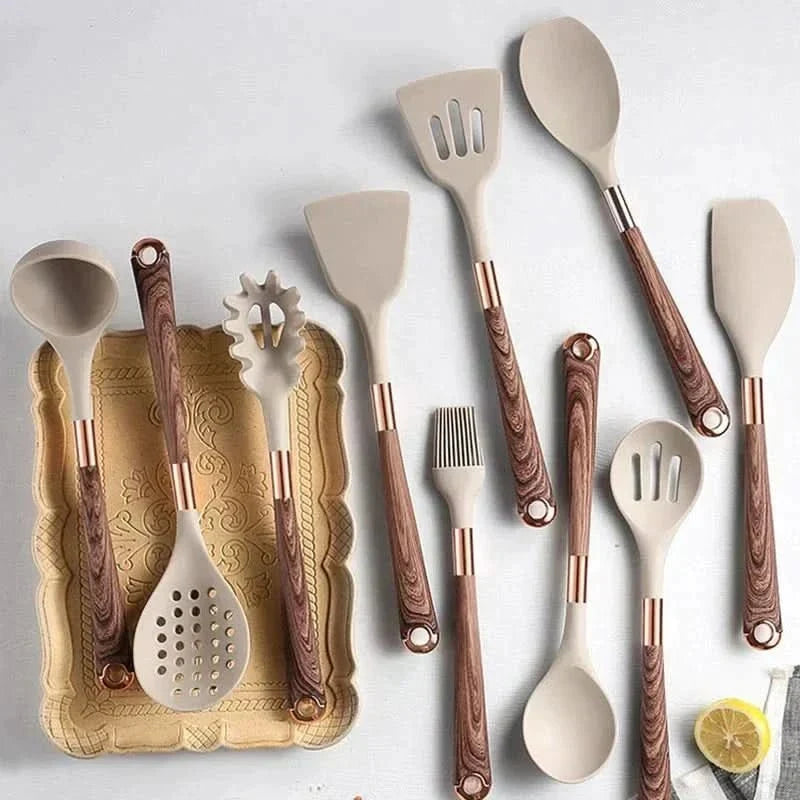 Siliconen Keukengereiset – 10-delig met Houten Handgrepen