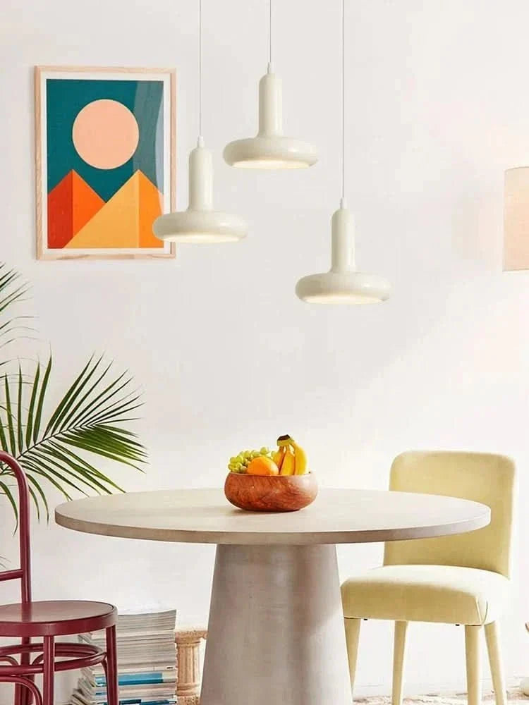 Minimalistische hanglamp van metaal – elegant design