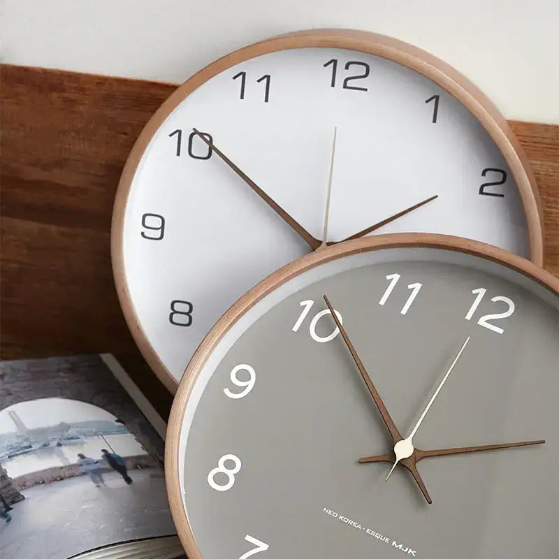 Houten wandklok met stil quartz uurwerk – minimalistisch design