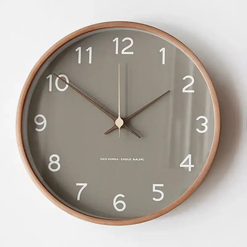 Houten wandklok met stil quartz uurwerk – minimalistisch design